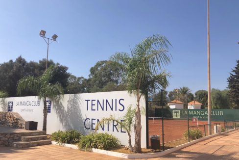 Tennis Centre LMC vegg