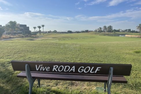 Roda Golf Benk