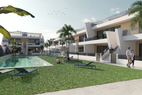La Llana Beach & City