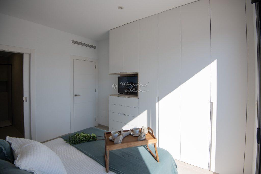 Soverom 2 Etg Garderobe