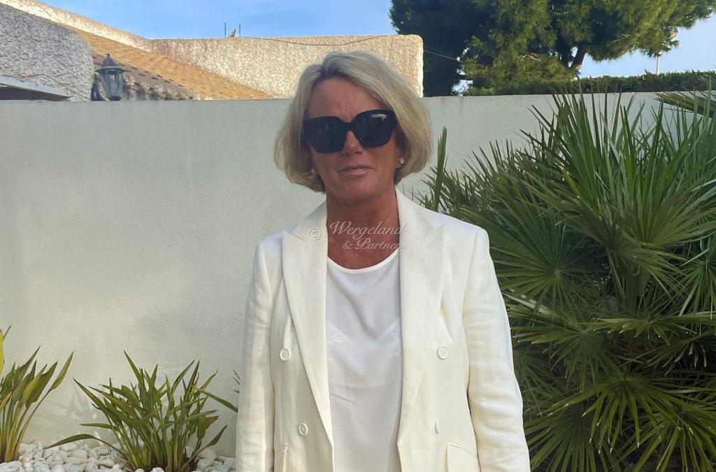 Mona 2023 Fargejustert Cropped