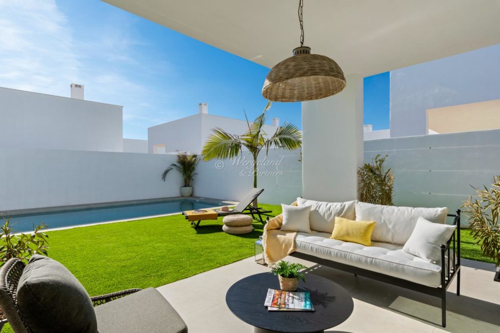  Terrasse Basseng