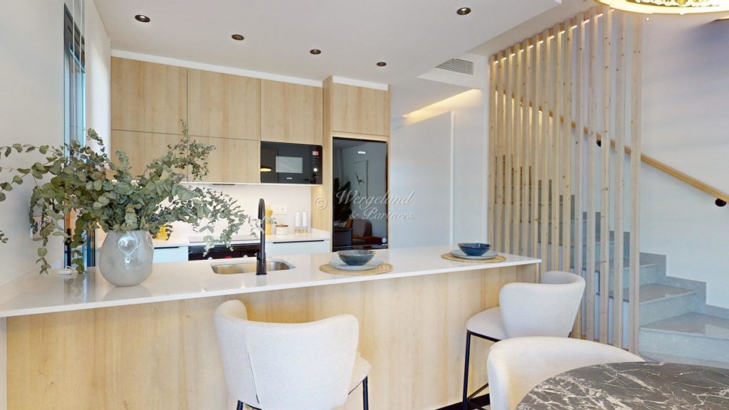 Kjøkkenbenk 2 Stoler