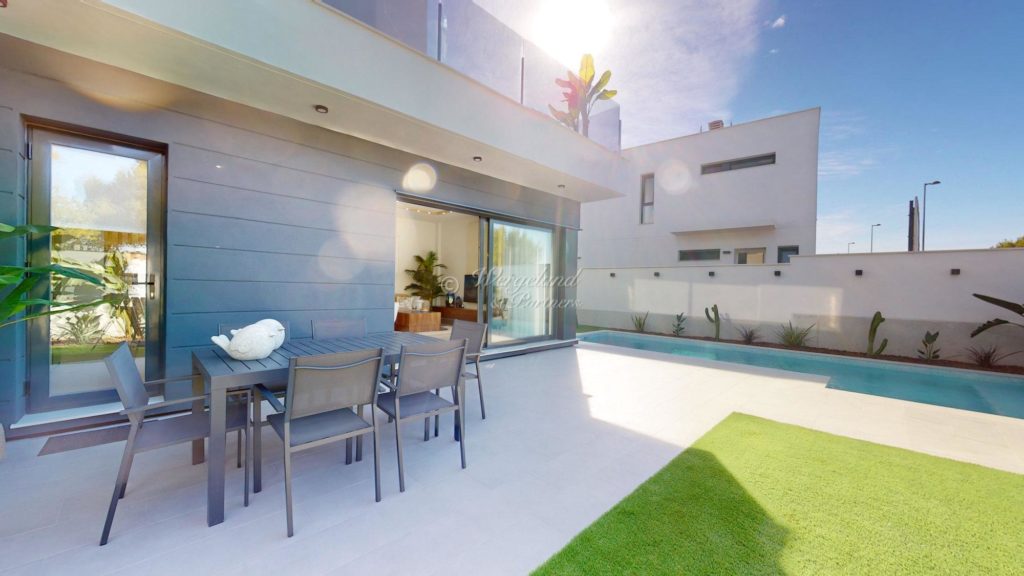 Terrasse 1etg Utenfor Stue