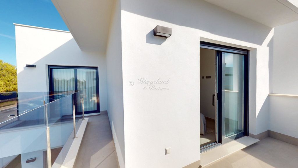 Terrasse 2etg mot Soverom