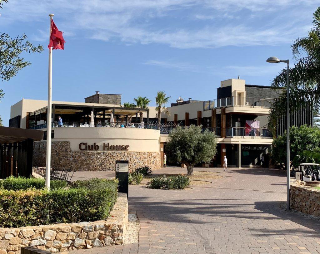  Club House