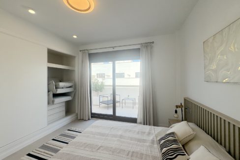 2etg Soverom 2 Utgang Terrasse