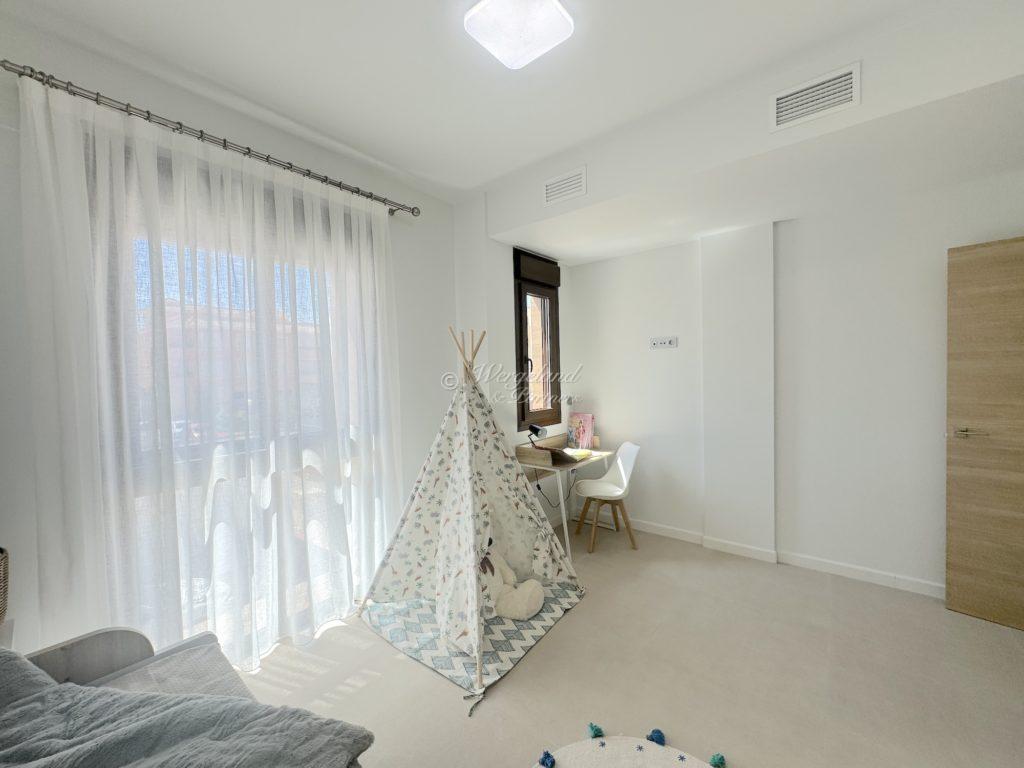 2etg Soverom 3 Vinduer