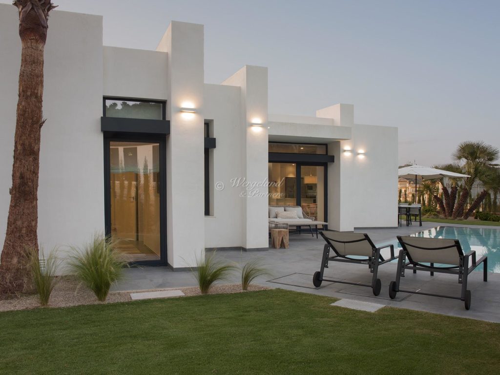 Kveldsbelsyning 1plans Villa