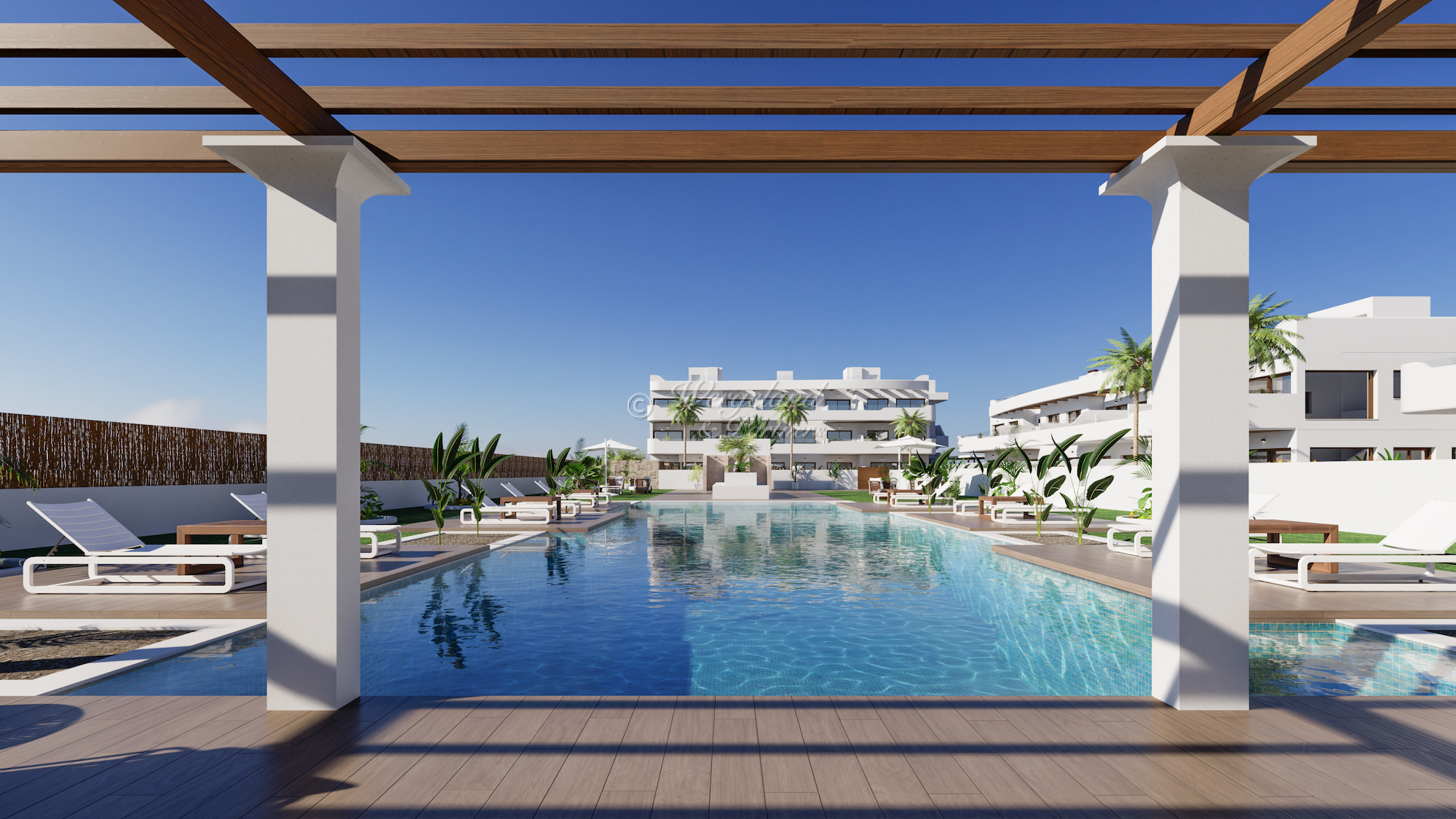 2 soveroms toppetasje, 56 m2 takterrasse, felles basseng – gangavstand til golf, strand og by [LAS 32B]